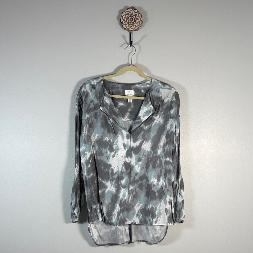 b new york Gray and Blue Women's Blouse